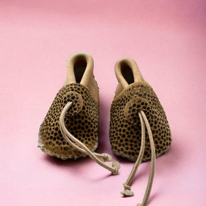 Babyschuhe aus Leder in drei Designs - designmaroc.de