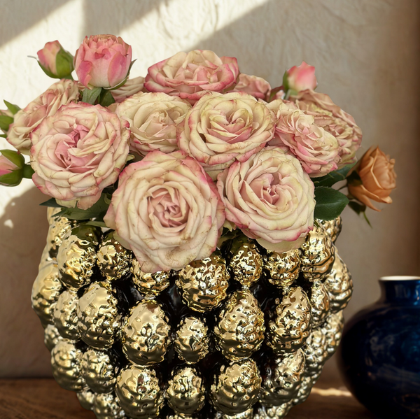 Vase Goldene Pinie in harmonischer Farbstimmung